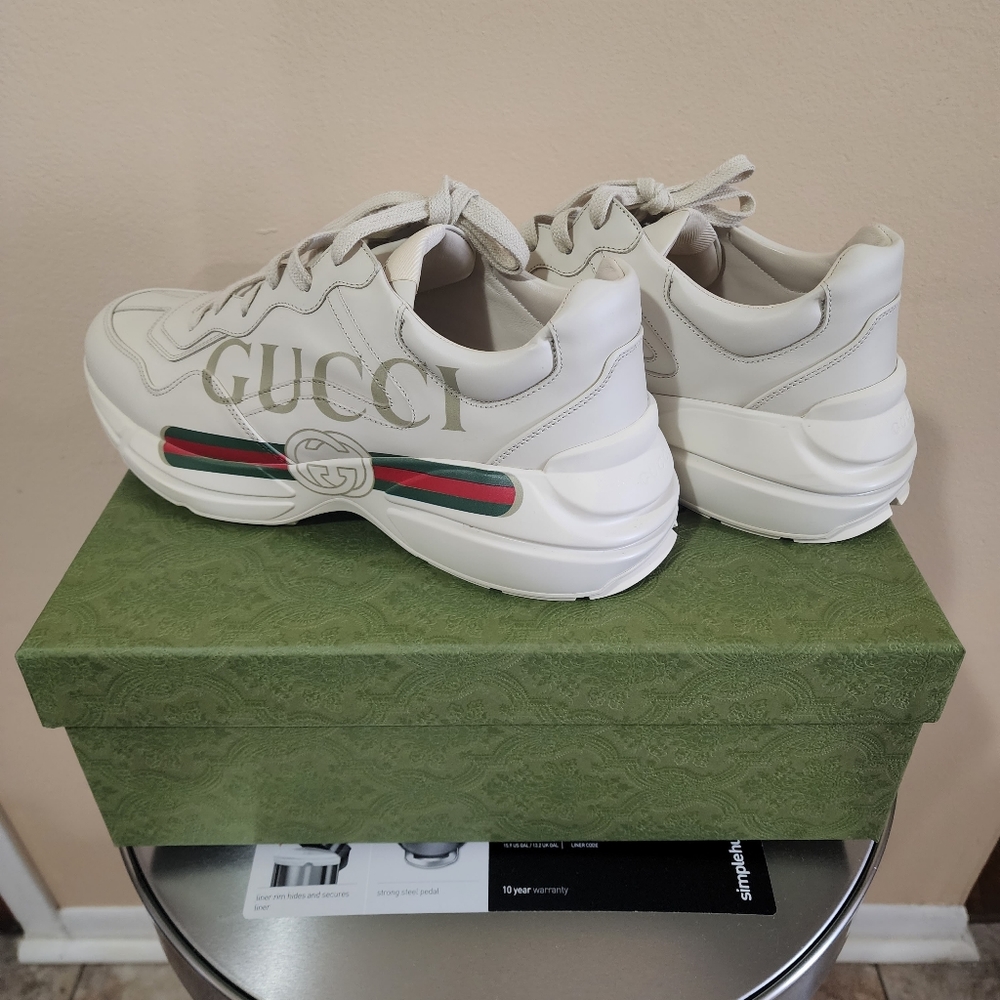Sneaker - Picture 7 of 16